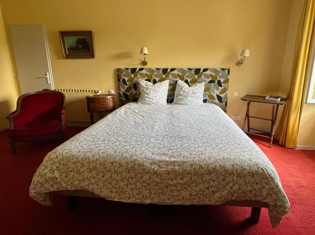 Chambres D'Hotes Le Cedre Bleu Saint-Lattier Экстерьер фото